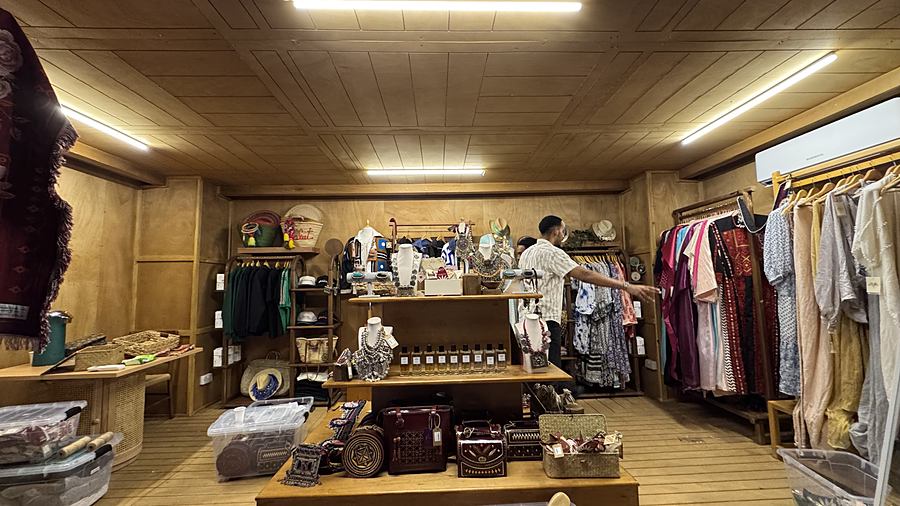 Pop-up interior styling