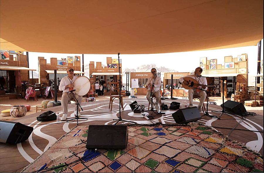 Live performance on the marketplace stage